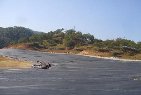 LLDPE (Linear Low Density Polyethylene) Geomembrane